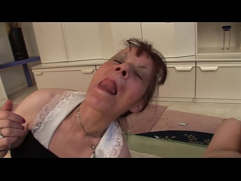 ❤️ Две баби и един дядо правят тройка ❤❌ Порн видео в bg.filmepornonline.ru